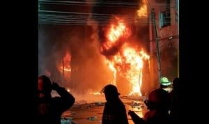 Incendio en Las Malvinas, un centro comercial en Perú